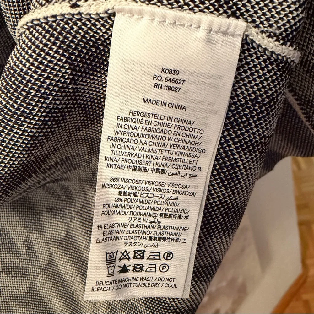 Boden Navy and Red Jacquard design Cardigan with tags in size medium - Picture 6 of 6